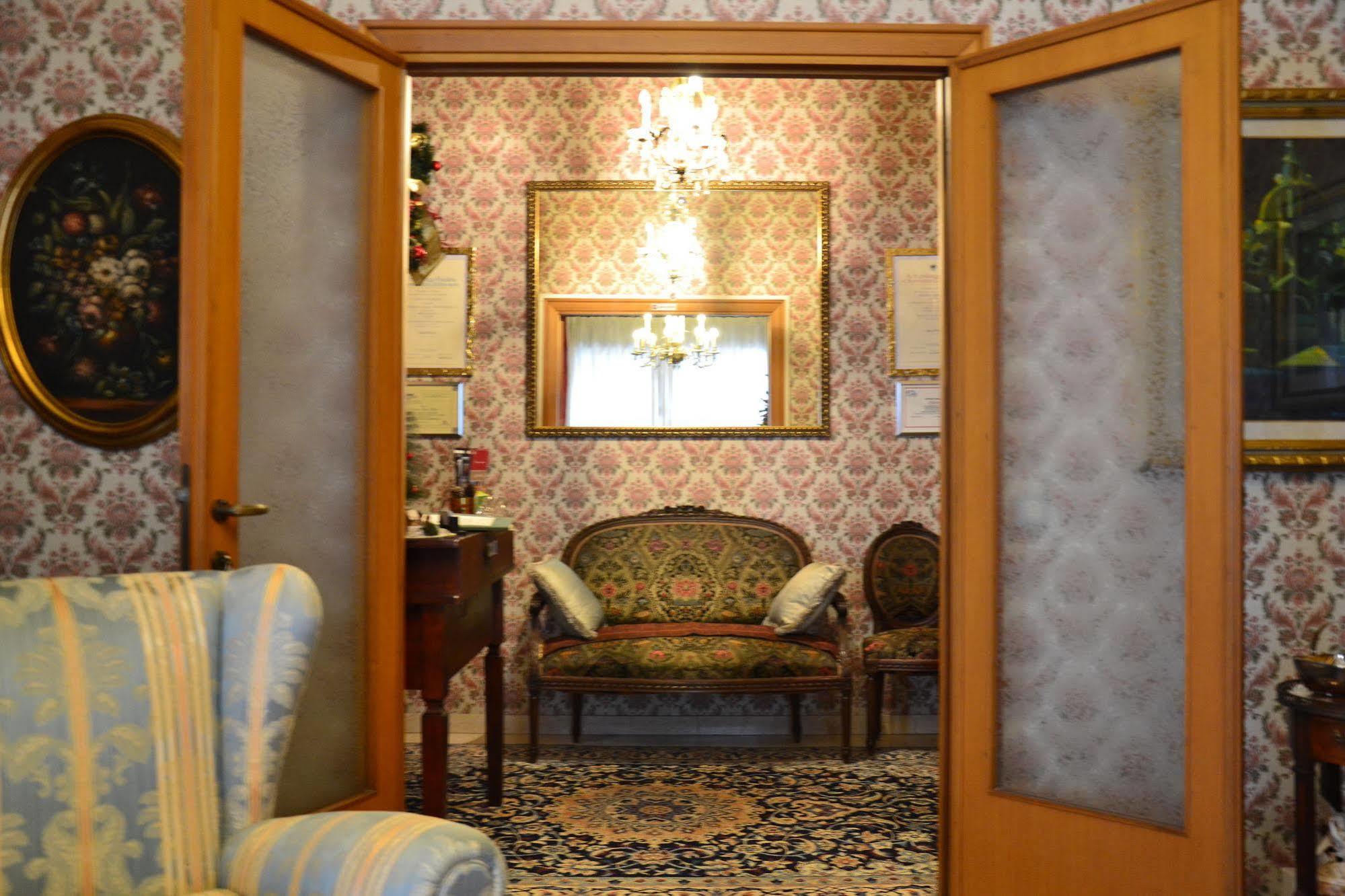 Rome Vatican Eden B&B エクステリア 写真